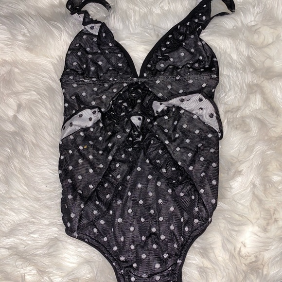 Suboo over and over frill one piece swimsuit - Picture 5 of 6